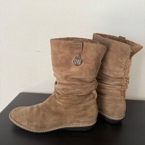 Stuart Weitzman Women’s Suede Mid-Calf Slouch Slip-On Boots Fur Lined